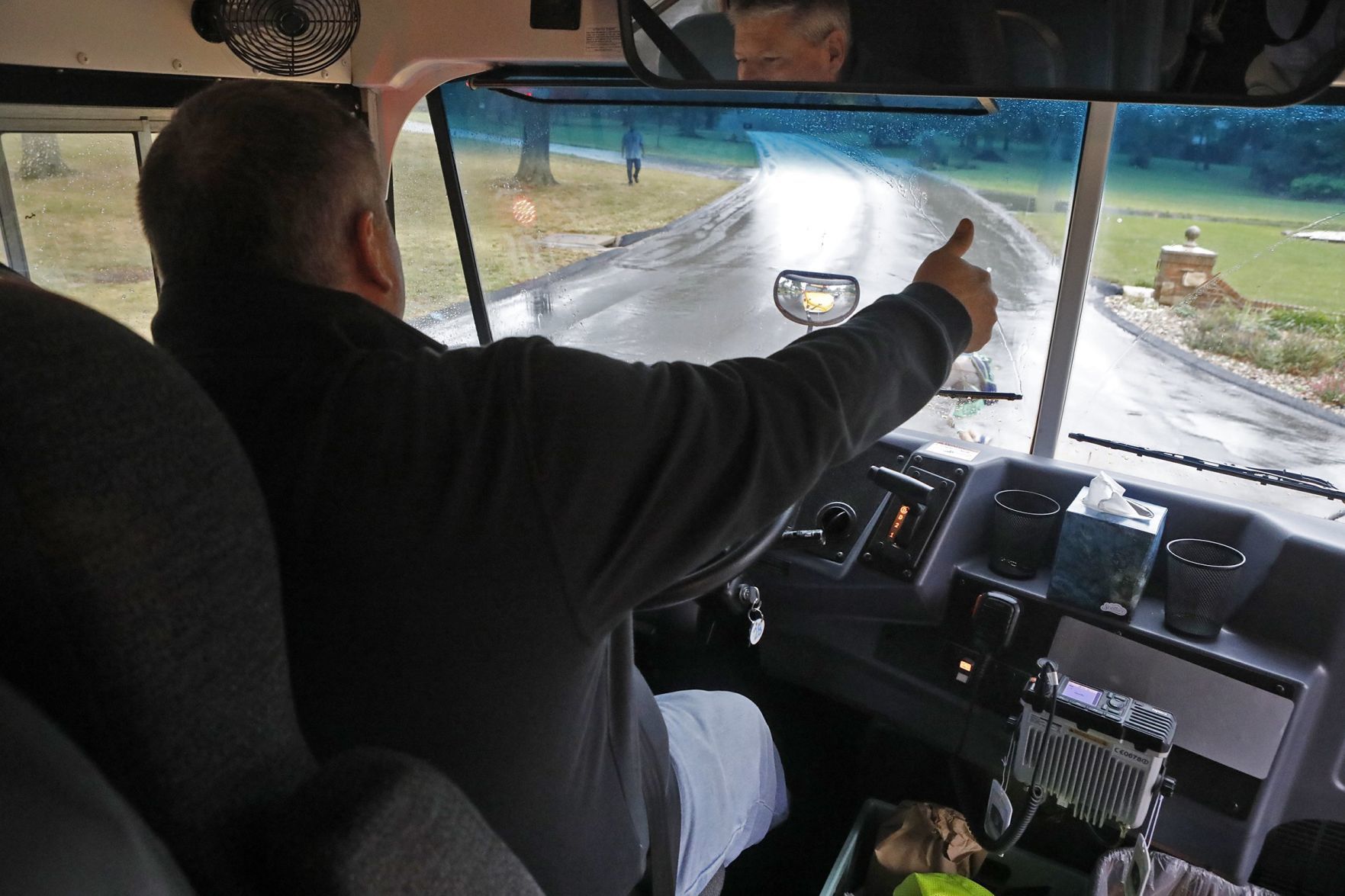 School bus drivers needed in the St. Louis area